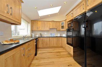 Amber Lodge Budget Accommodation Galway Esterno foto