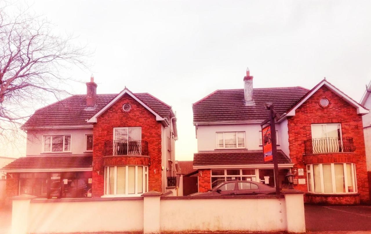Amber Lodge Budget Accommodation Galway Esterno foto